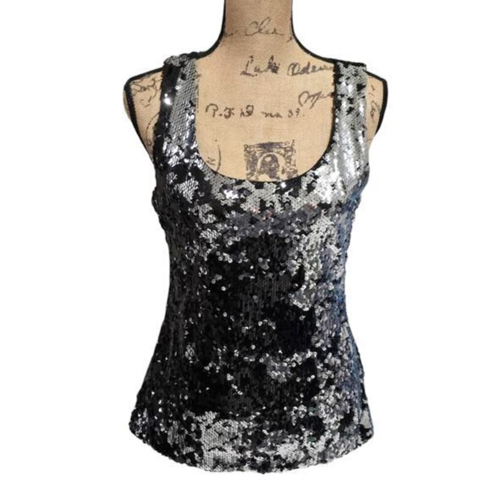 BOSTON PROPER BLACK AND SILVER REVERSIBLE SEQUIN PARTY TOP SIZE SMALL